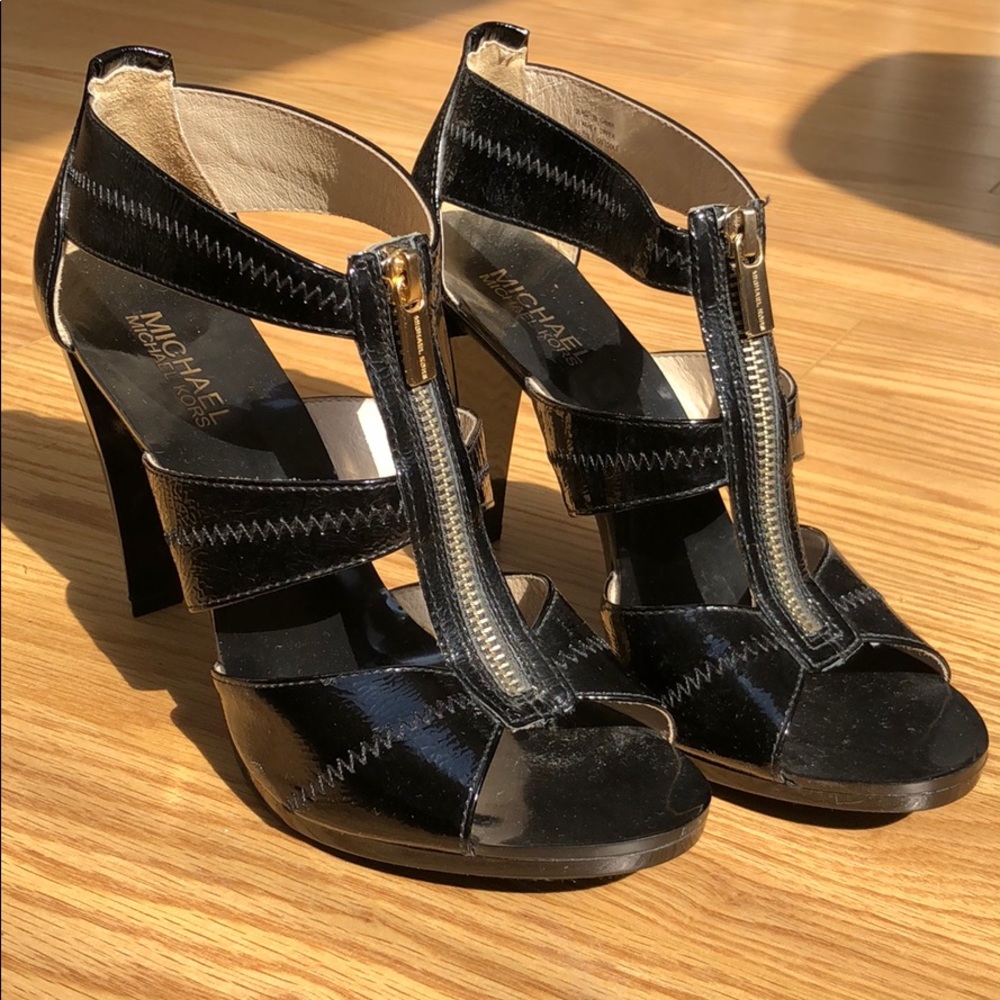Michael MK Zipper Detail Heel